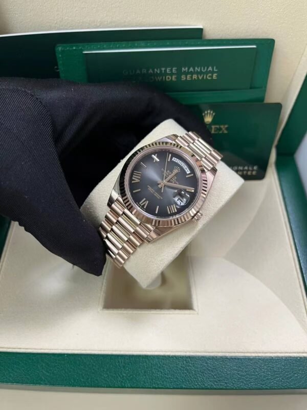 Rolex Day-Date<br>   228235