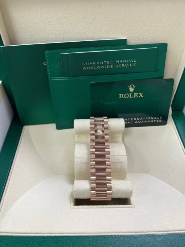 Rolex Day-Date<br>   228235